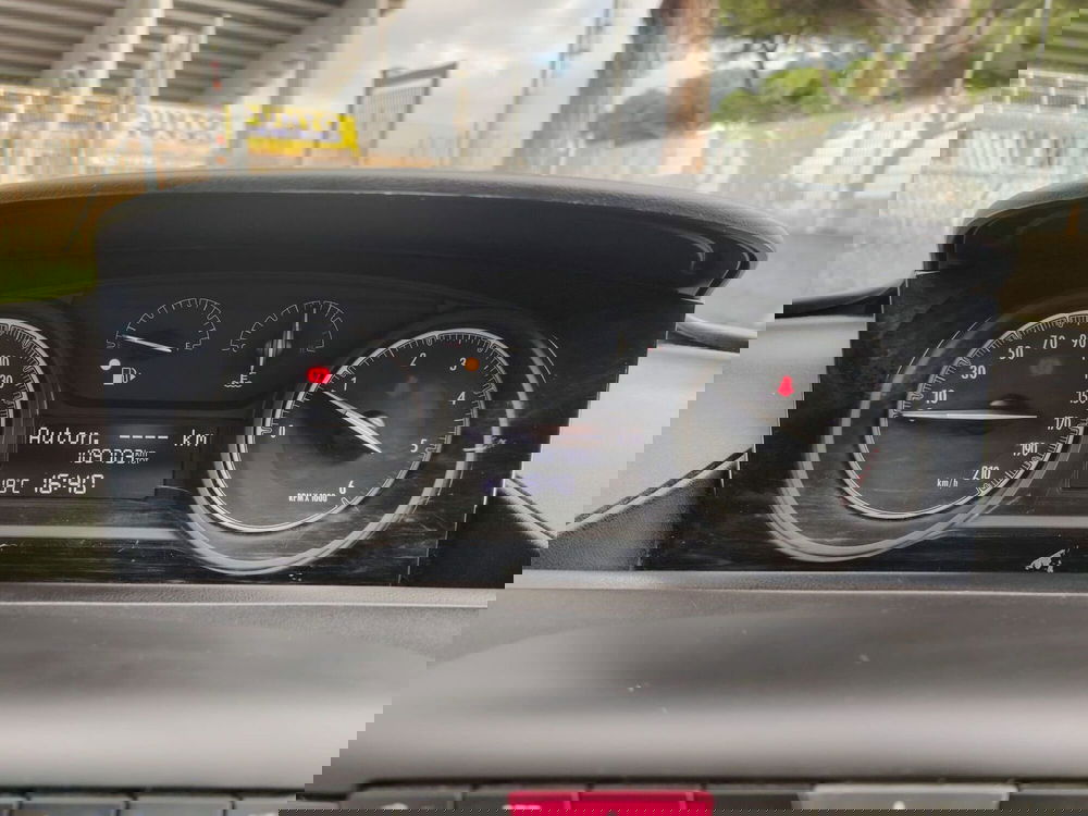 Lancia Ypsilon usata a Massa-Carrara (9)