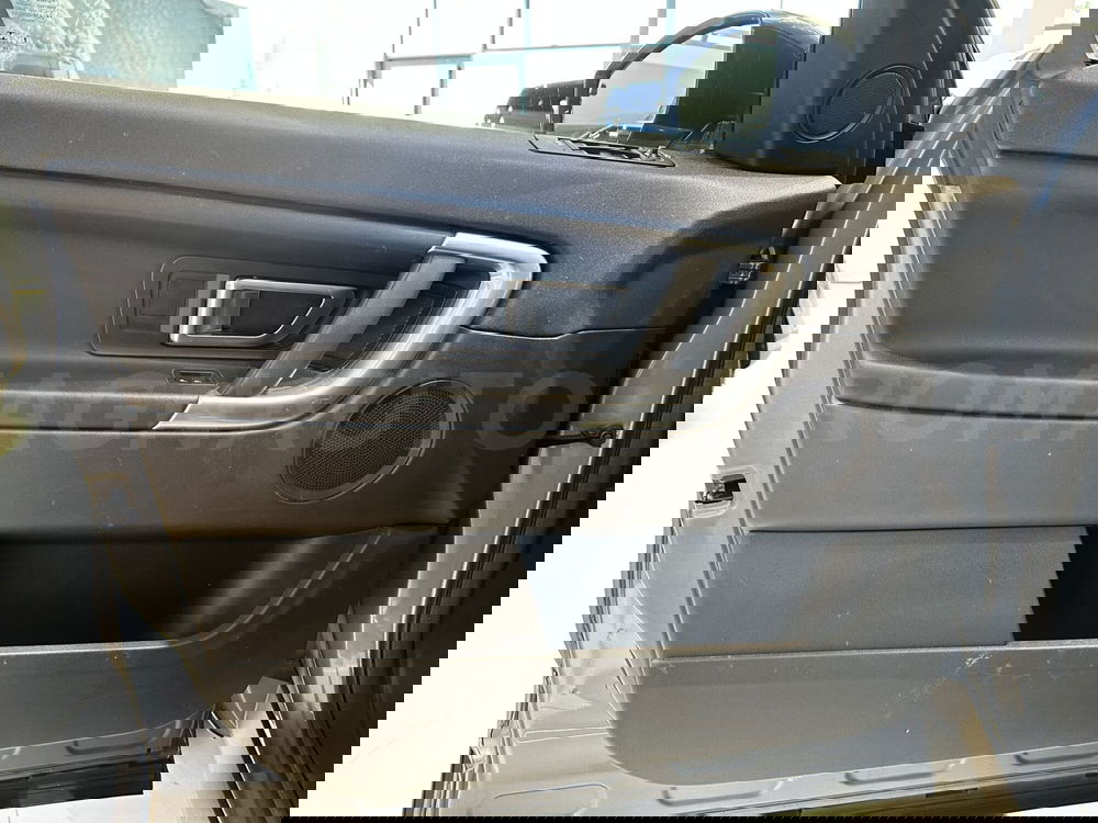 Land Rover Discovery Sport usata a Forlì-Cesena (13)