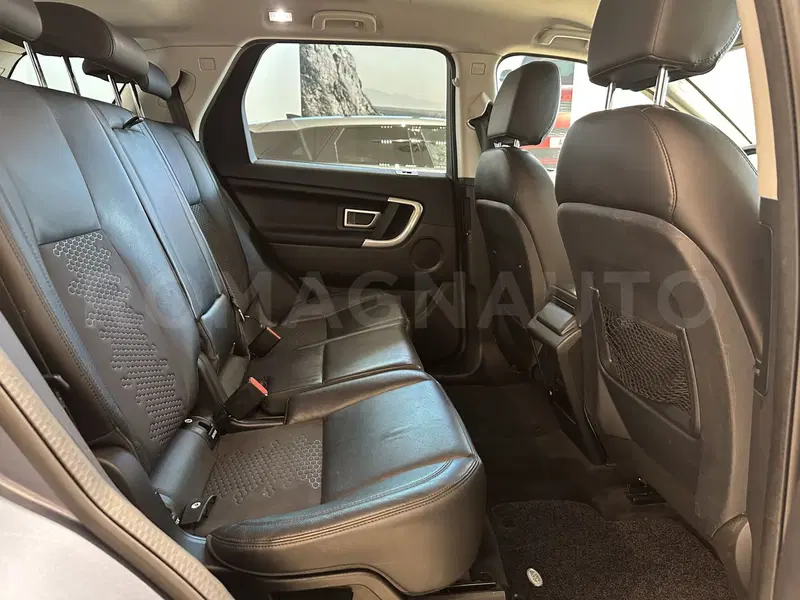 Land Rover Discovery Sport usata a Forlì-Cesena (14)