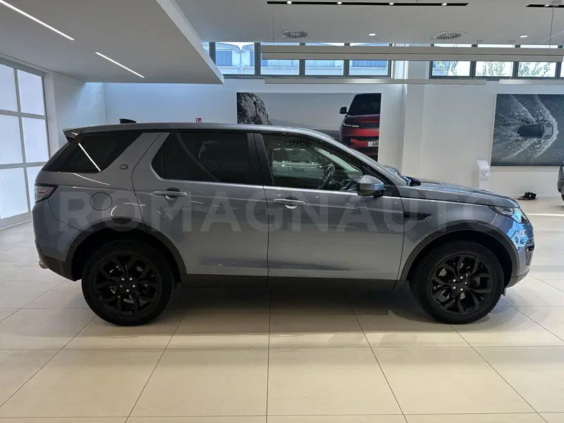 Land Rover Discovery Sport usata a Forlì-Cesena (7)