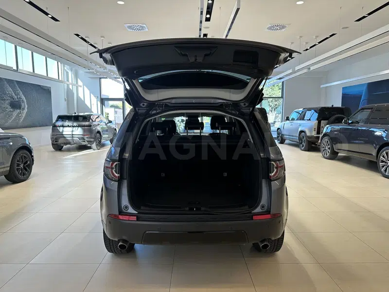 Land Rover Discovery Sport usata a Forlì-Cesena (8)