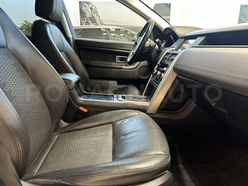 Land Rover Discovery Sport usata a Forlì-Cesena (9)