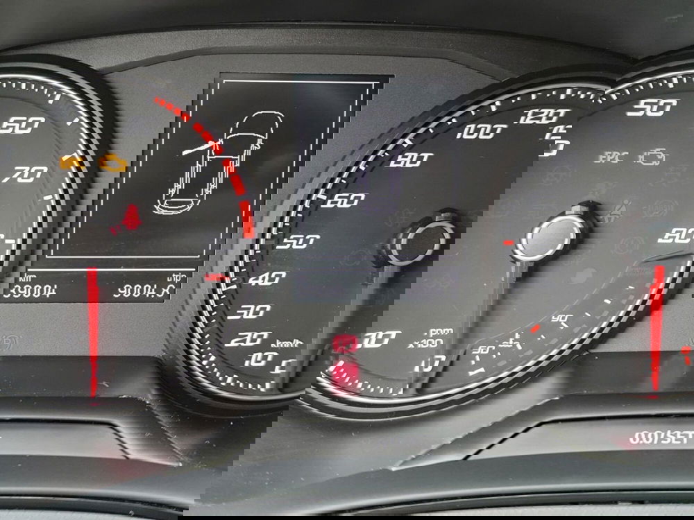 SEAT Arona usata a Udine (14)