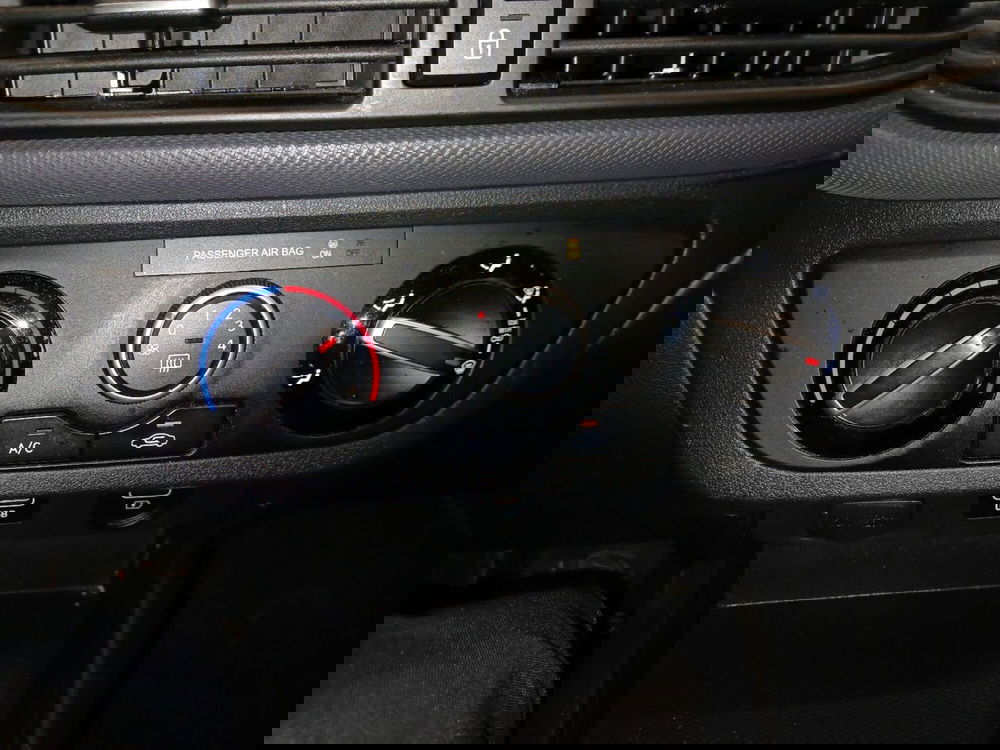 Hyundai i10 usata a Roma (16)