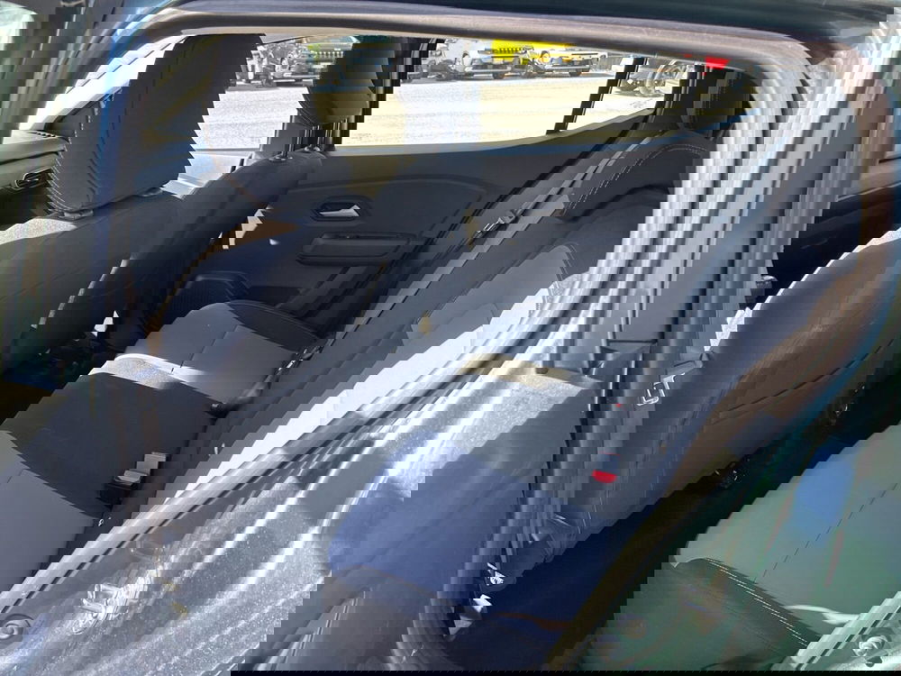 Dacia Sandero Stepway usata a Latina (12)