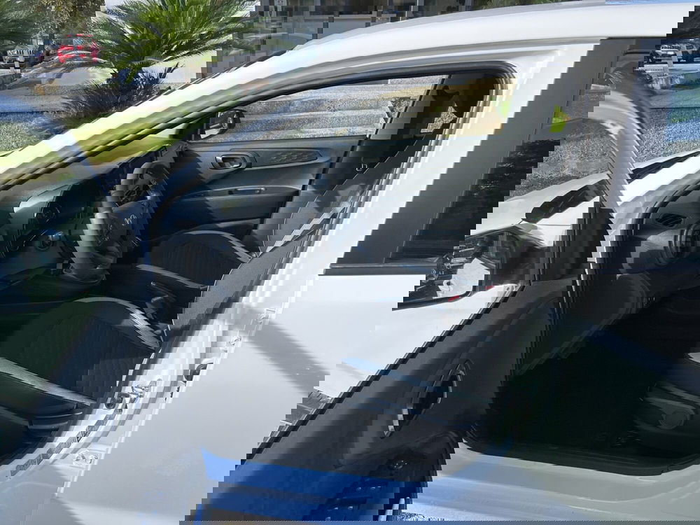 Hyundai i10 nuova a Latina (13)