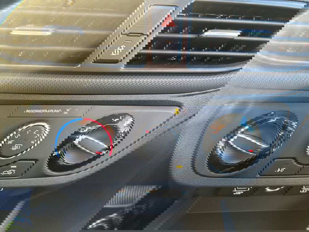 Hyundai i10 nuova a Latina (18)