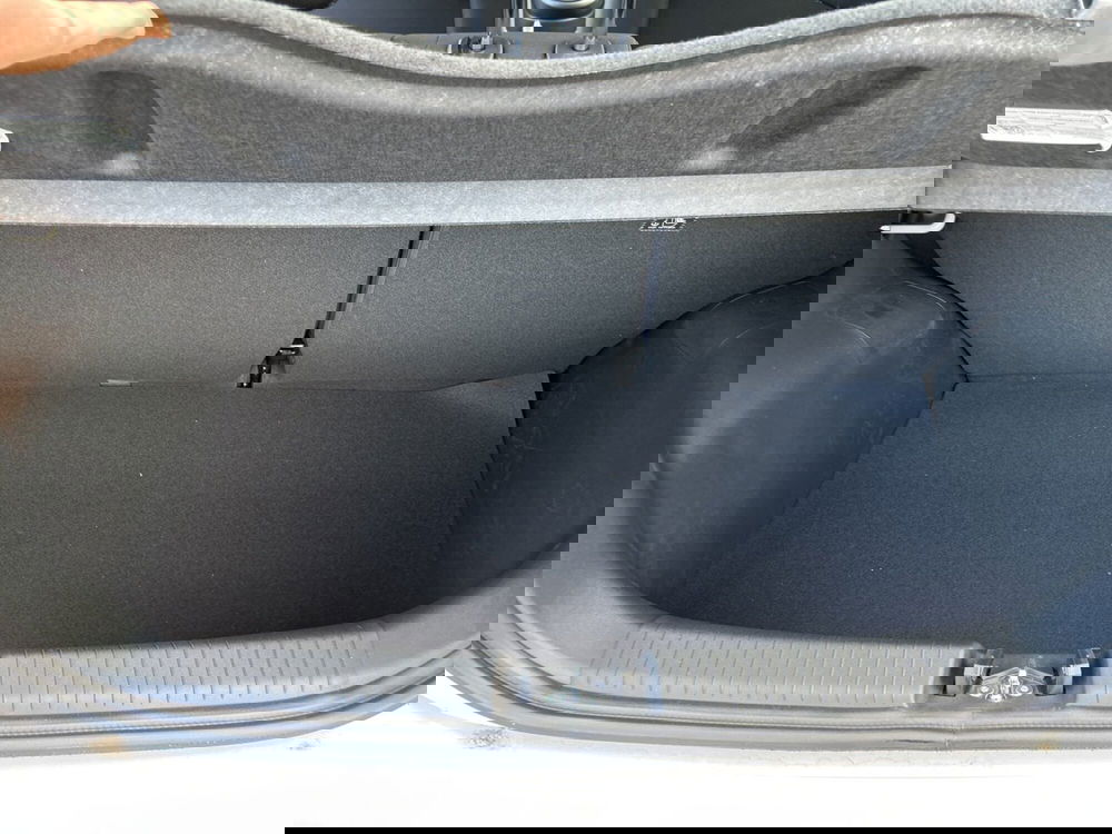 Hyundai i10 nuova a Latina (10)