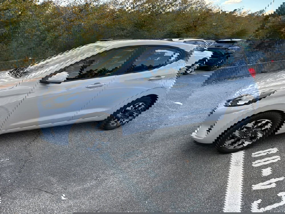 Hyundai i10 nuova a Latina (8)