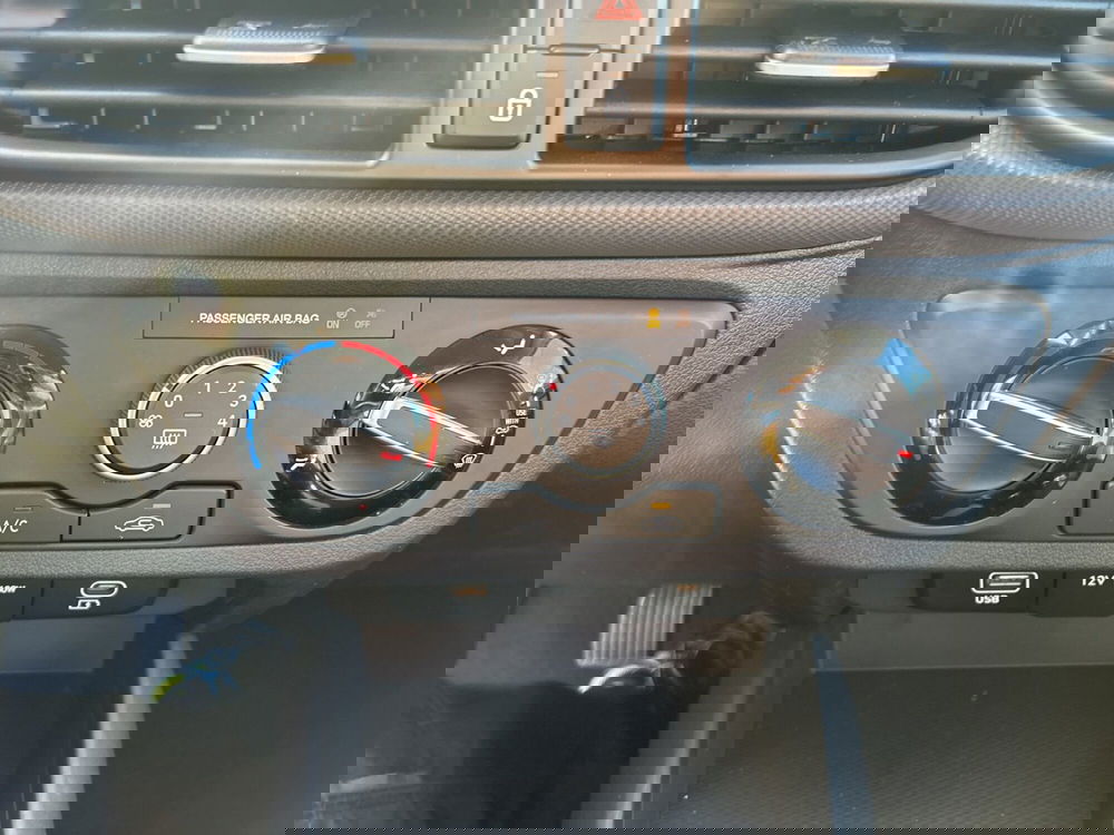 Hyundai i10 nuova a Latina (18)