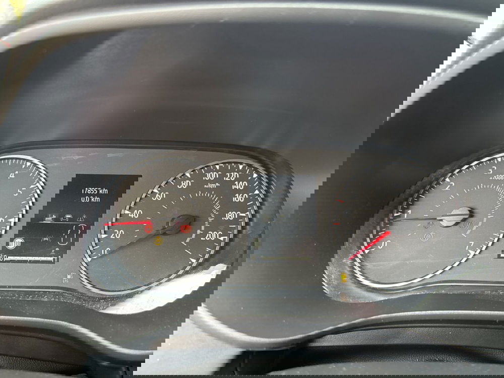 Dacia Sandero Stepway usata a Latina (16)