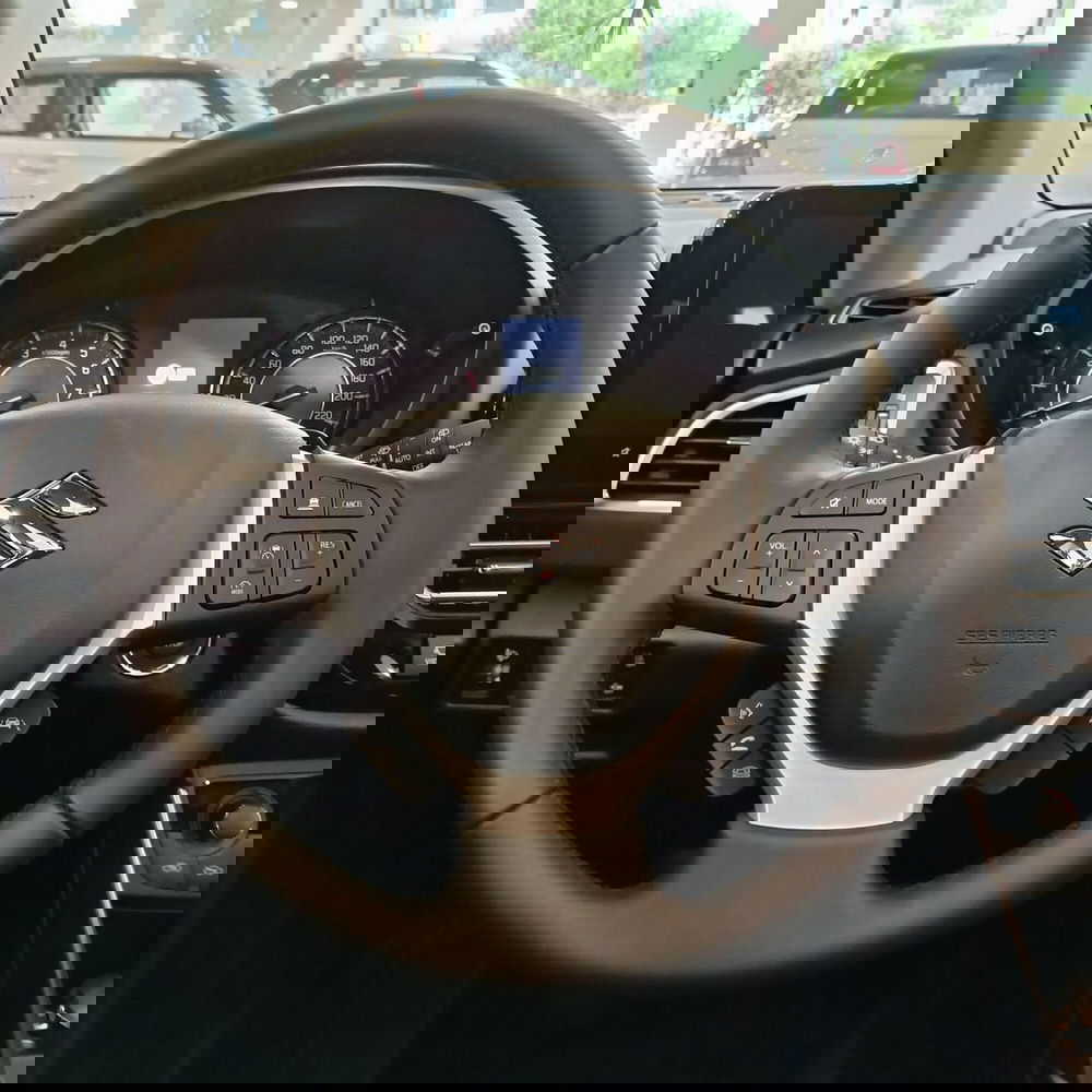 Suzuki S-Cross nuova a Chieti (11)