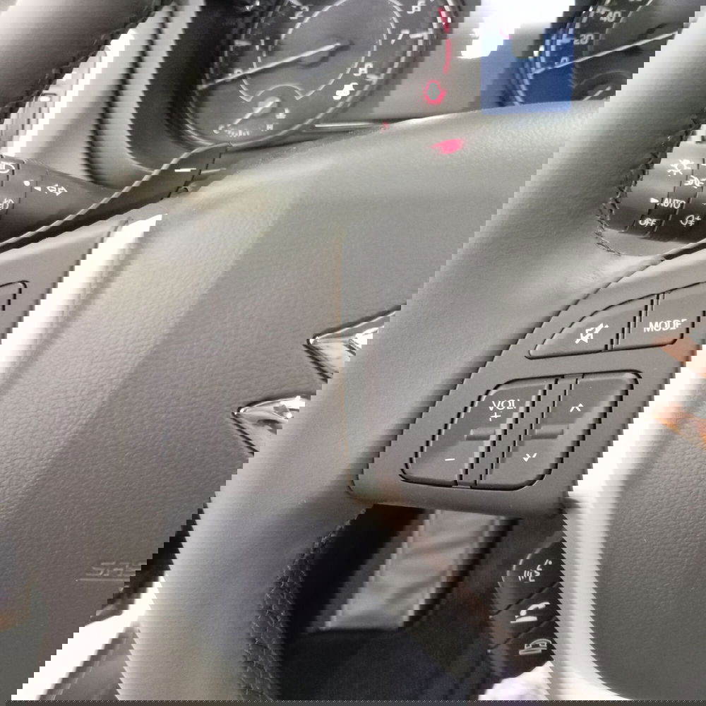 Suzuki S-Cross nuova a Chieti (13)