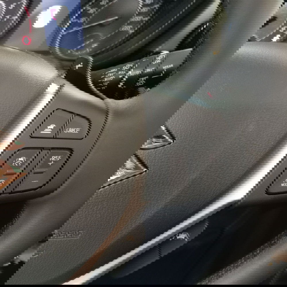 Suzuki S-Cross nuova a Chieti (14)