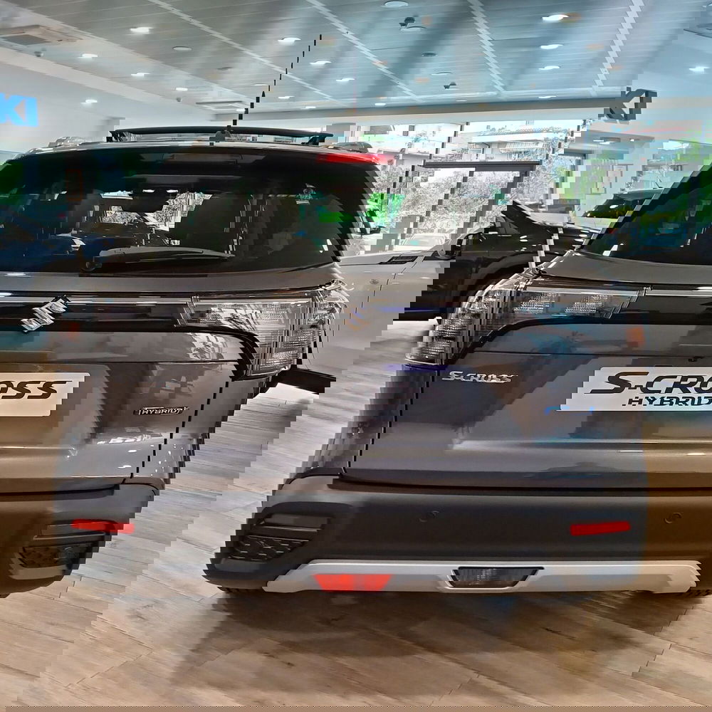 Suzuki S-Cross nuova a Chieti (7)