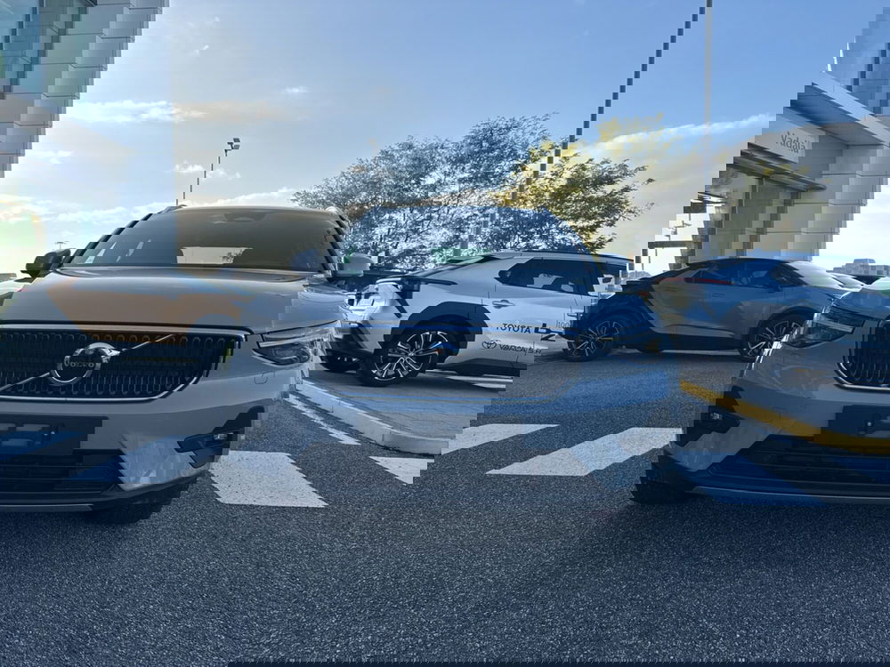 Volvo XC40 usata a Reggio Calabria (4)