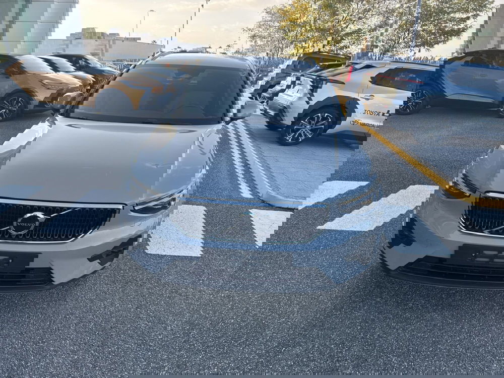 Volvo XC40 usata a Reggio Calabria (8)