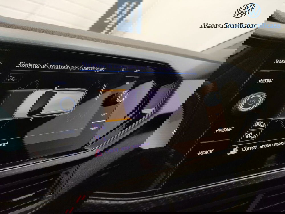 Volkswagen T-Cross usata a Varese (15)