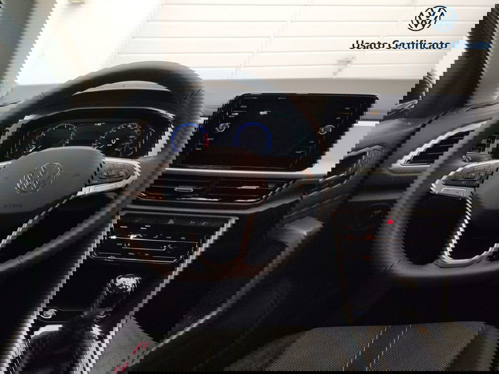 Volkswagen T-Roc nuova a Varese (13)