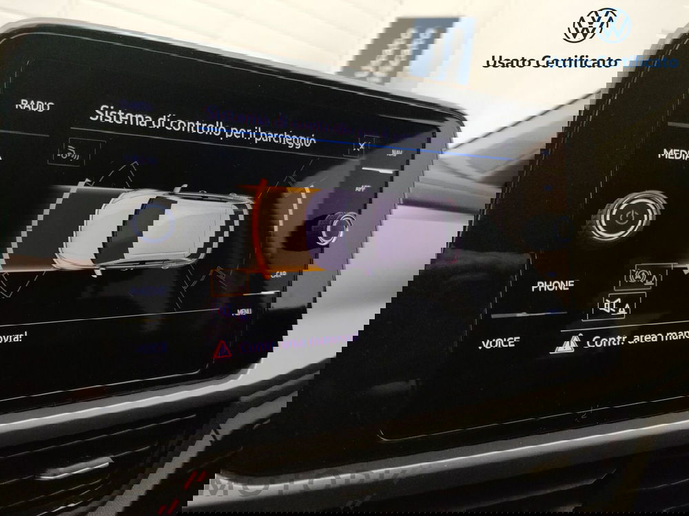 Volkswagen T-Roc nuova a Varese (18)