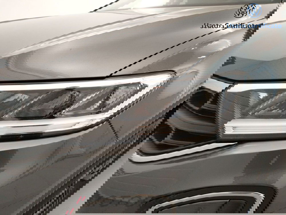 Volkswagen T-Roc nuova a Varese (4)