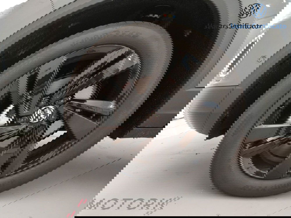Volkswagen T-Roc nuova a Varese (6)