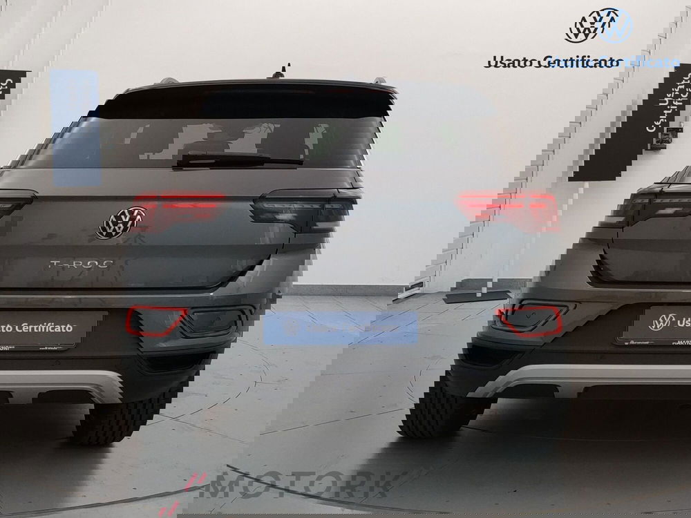 Volkswagen T-Roc nuova a Varese (7)