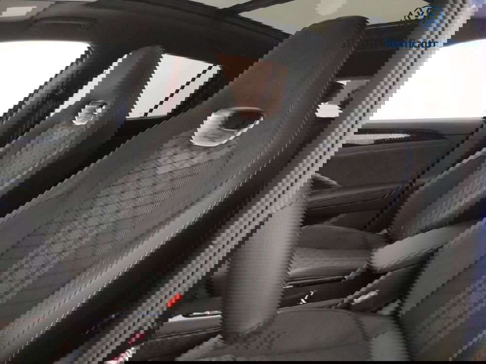 Volkswagen Tayron nuova a Varese (12)