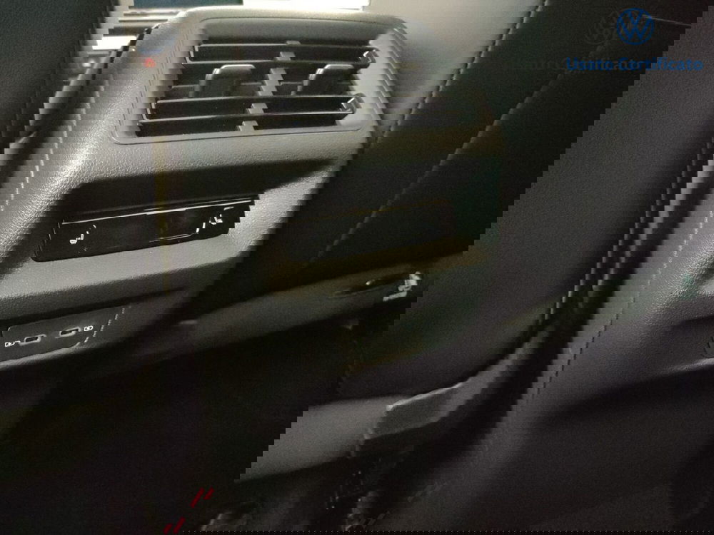 Volkswagen Tayron nuova a Varese (14)