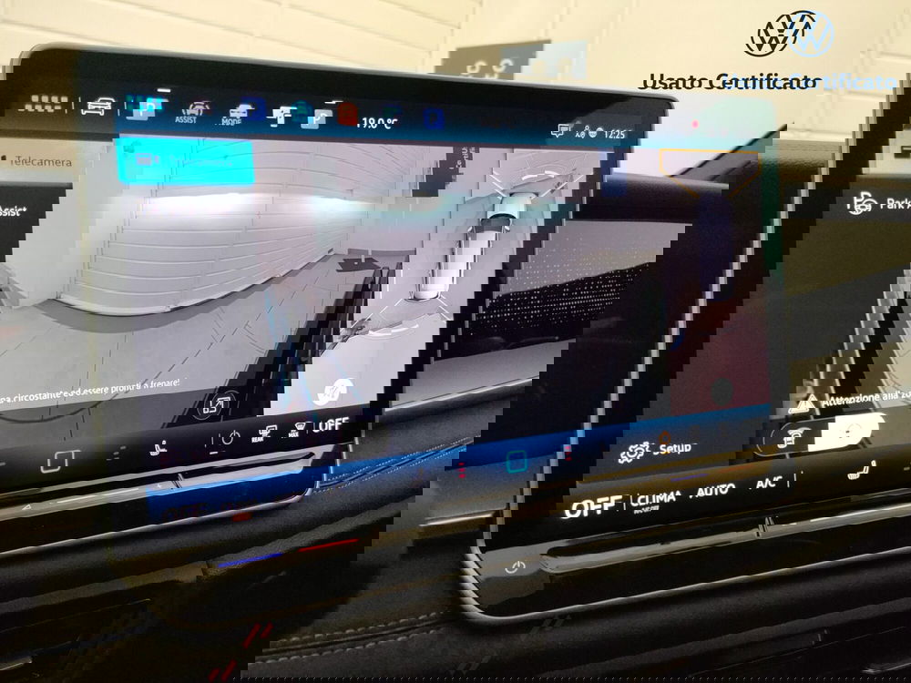 Volkswagen Tayron nuova a Varese (18)