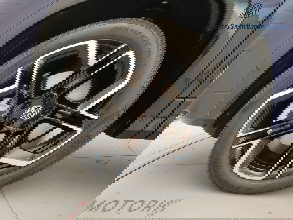 Volkswagen Tayron nuova a Varese (6)