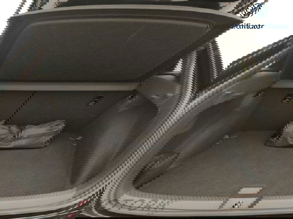 Volkswagen Taigo usata a Varese (10)