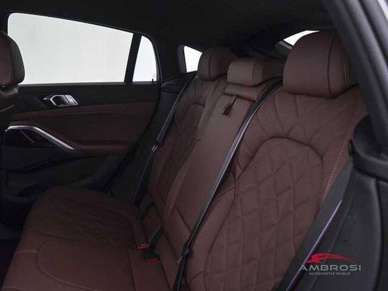 BMW X6 usata a Perugia (10)