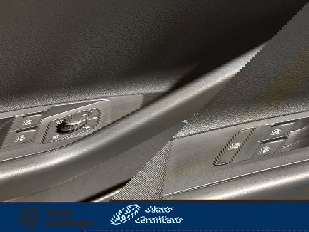 Volkswagen Taigo nuova a Vicenza (12)