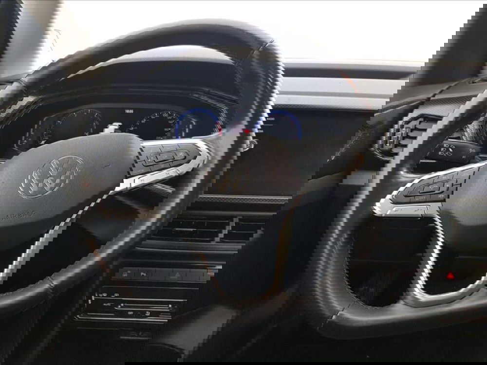 Volkswagen T-Cross usata a Lucca (14)