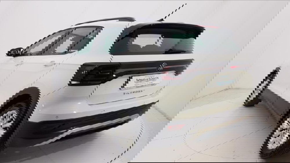 Volkswagen T-Cross usata a Lucca (4)