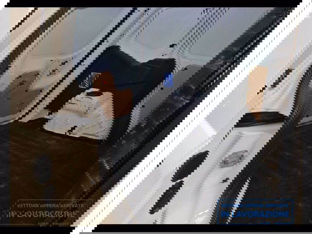 Ford Transit Courier usata a Catania (14)