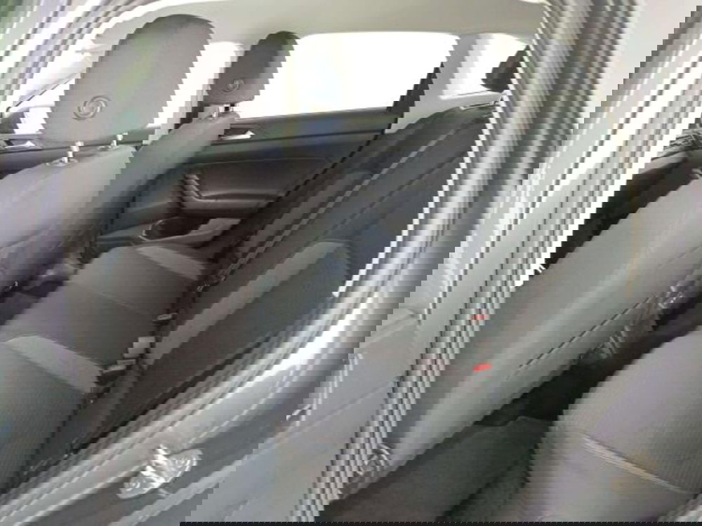 Volkswagen Taigo usata a Matera (15)