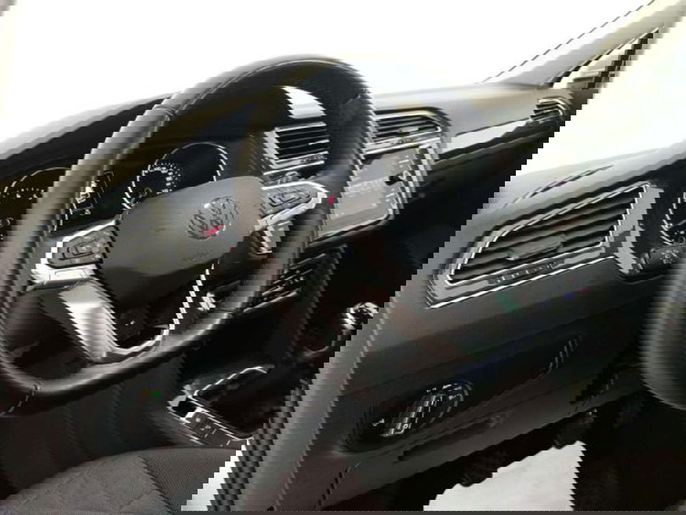 Volkswagen Tiguan usata a Matera (12)