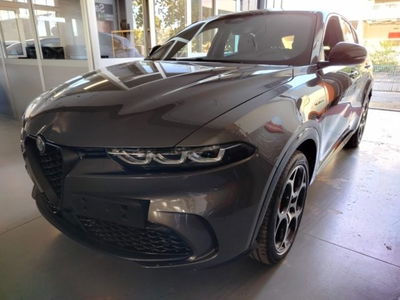 Alfa Romeo Tonale 1.3 phev Veloce Q4 280cv at6 nuova a Cesena