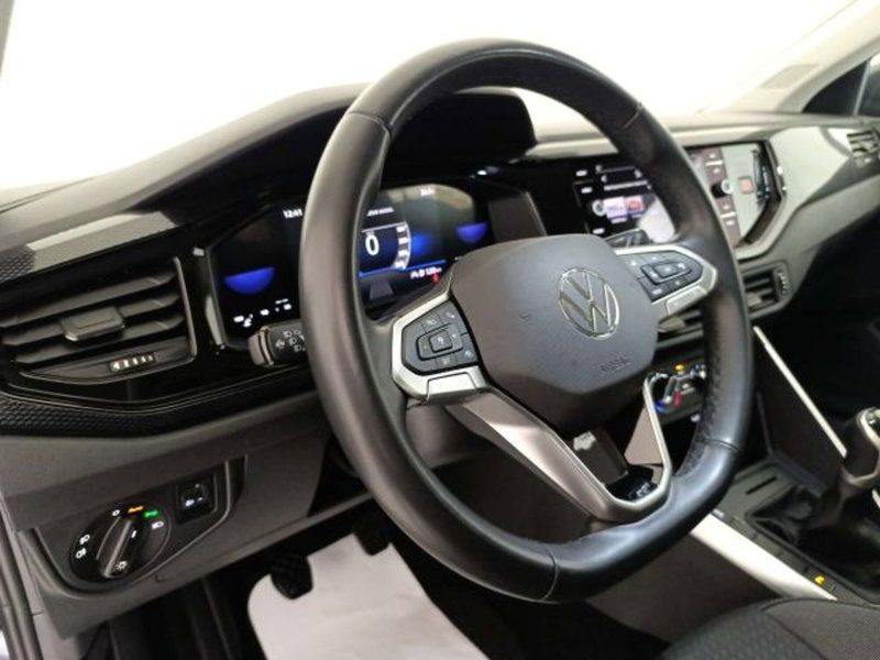 Volkswagen Taigo usata a Matera (13)