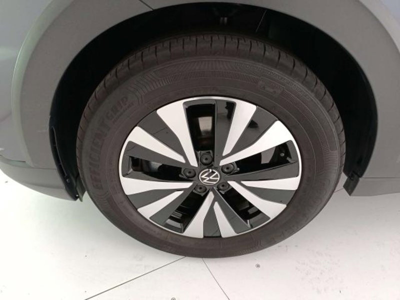 Volkswagen Taigo usata a Matera (14)