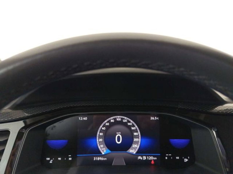 Volkswagen Taigo usata a Matera (8)