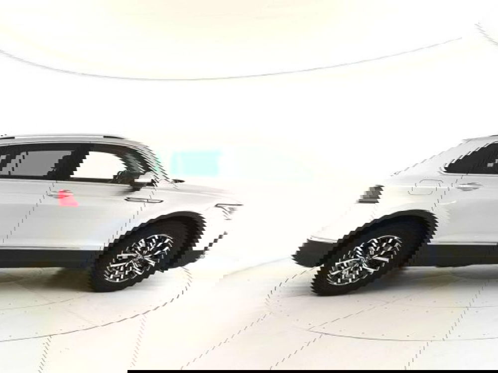 Volkswagen Tiguan usata a Matera (4)