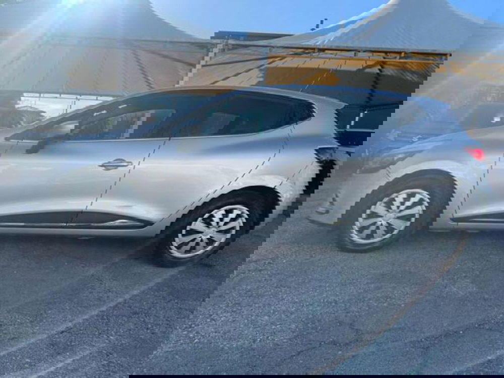 Renault Clio nuova a Lucca (2)