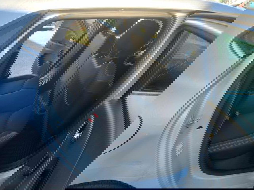 Renault Clio nuova a Lucca (8)