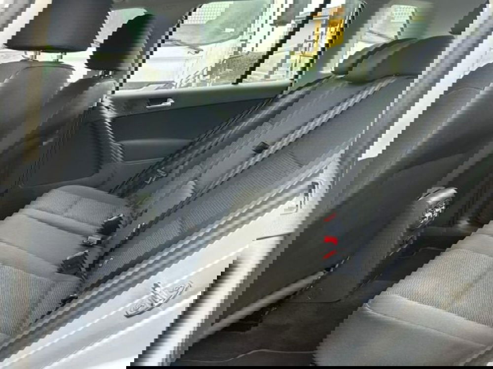 Volkswagen Tiguan usata a Lucca (9)