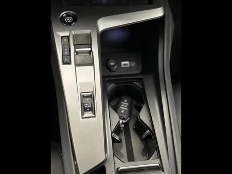 Peugeot 408 usata a Siena (19)