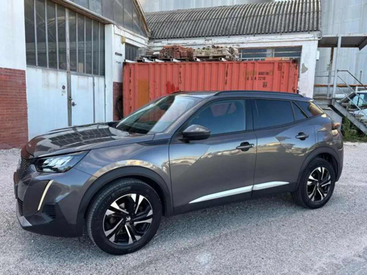 Peugeot 2008 usata a Pesaro-Urbino (4)