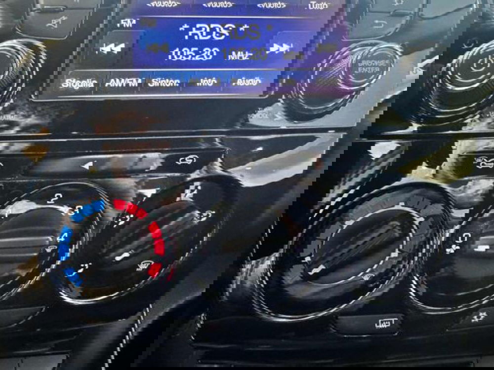 Lancia Ypsilon usata a Sassari (17)